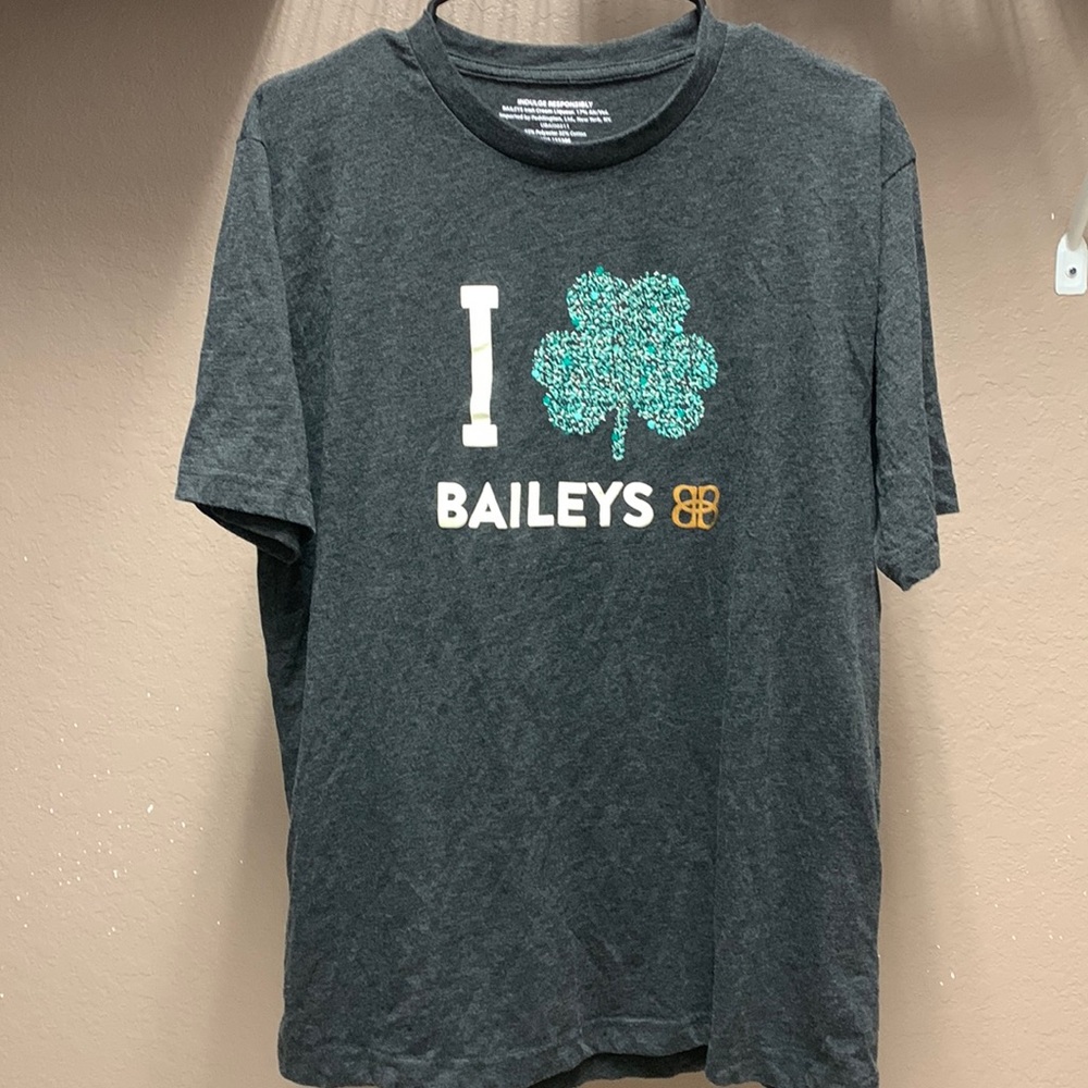 Baileys T-shirt